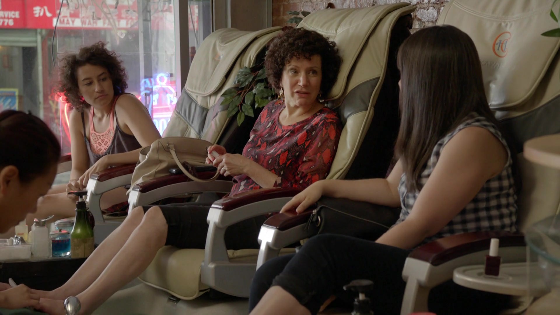 Watch Broad City Season 2 Online | Stream TV Shows | Stan