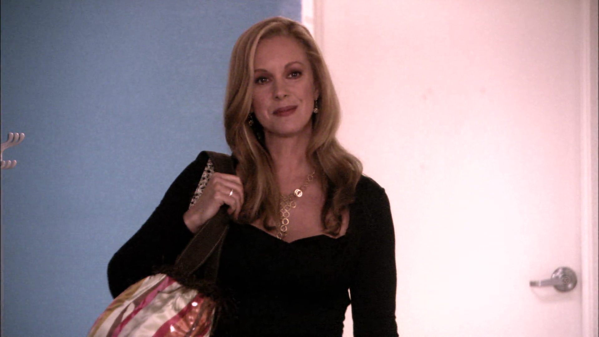 Watch Weeds Online | Now Streaming | Stan.