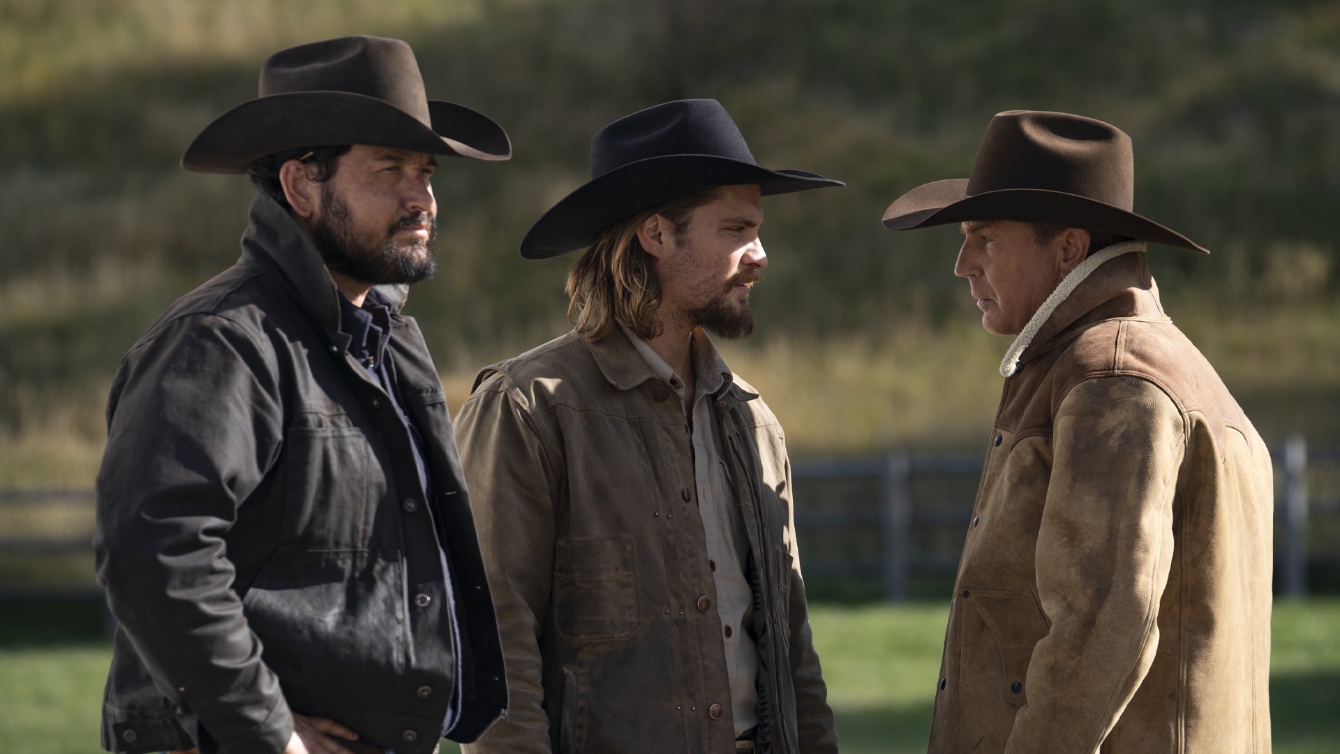 Watch Yellowstone Season 3