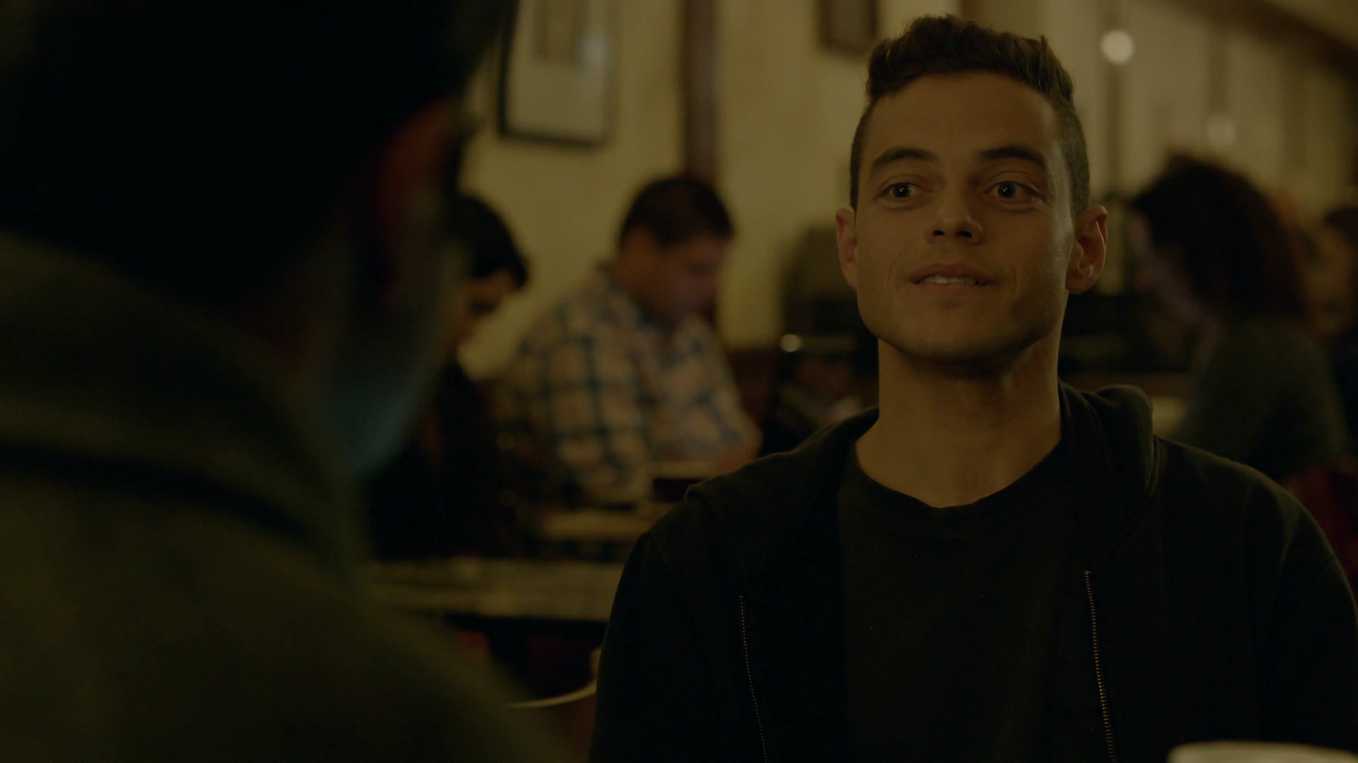 Watch Mr. Robot Online | Stream Seasons 1-4 Now | Stan