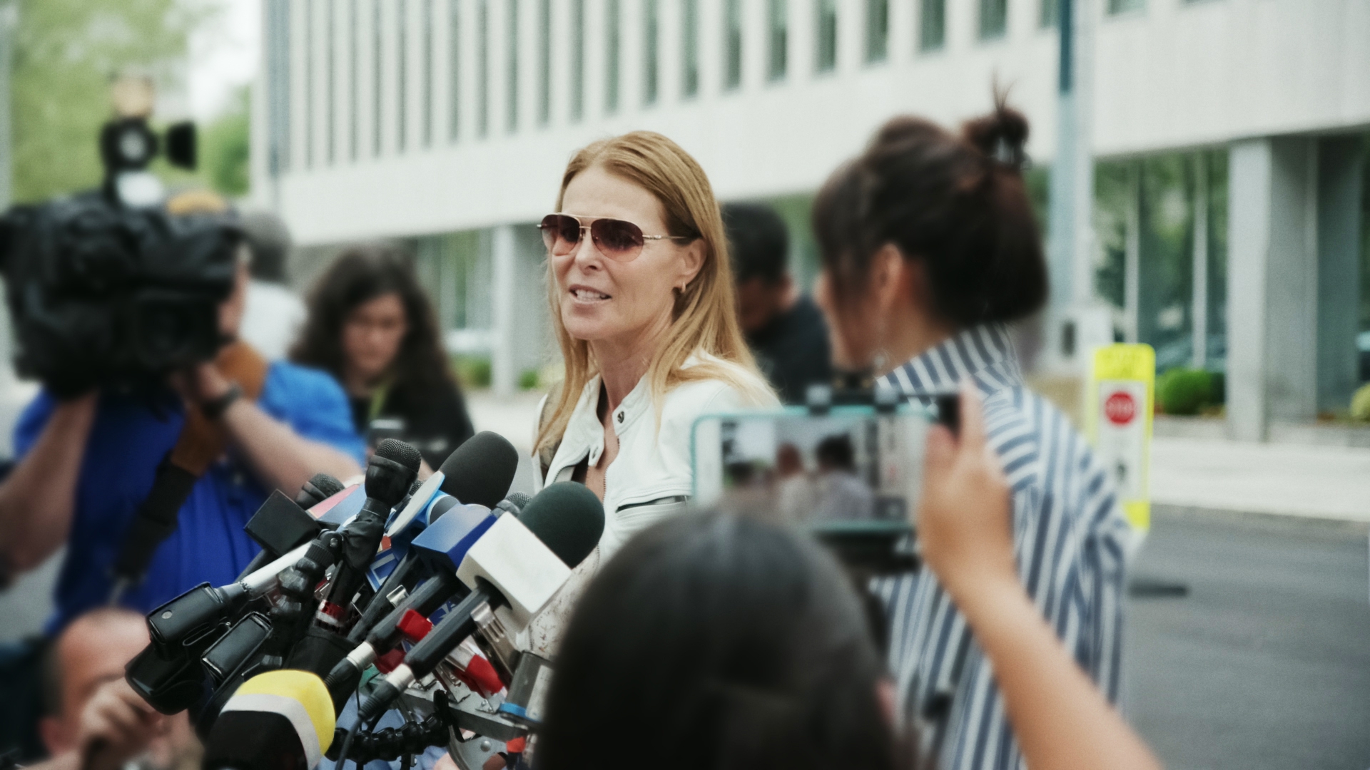 Watch Seduced: Inside the NXIVM Cult Online | Stream Season 1 Now | Stan