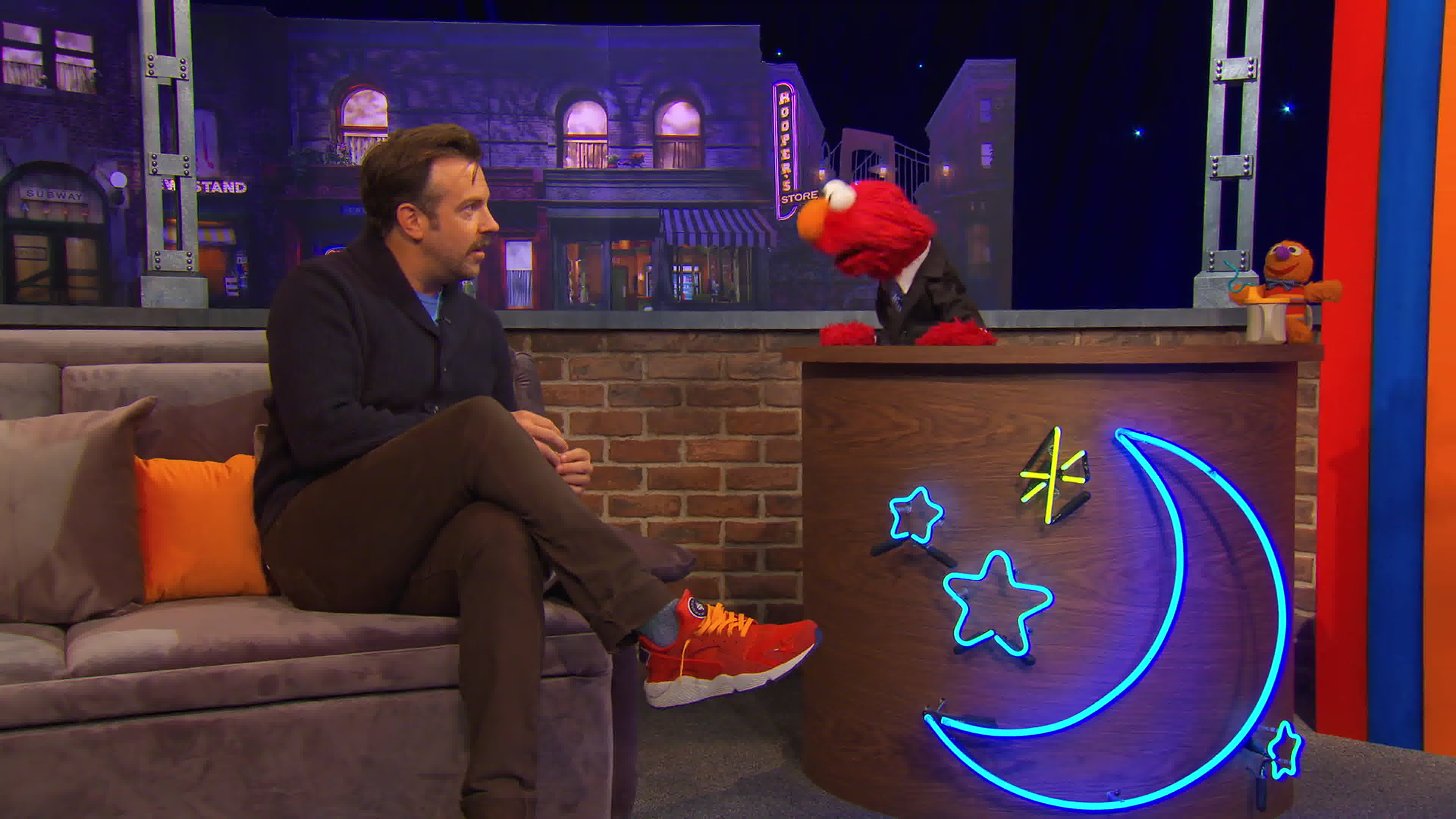 The Not-Too-Late Show with Elmo | Now Streaming | Stan.
