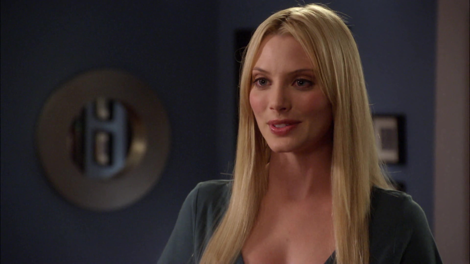 Watch Drop Dead Diva Online | Stream Seasons 1-6 Now | Stan