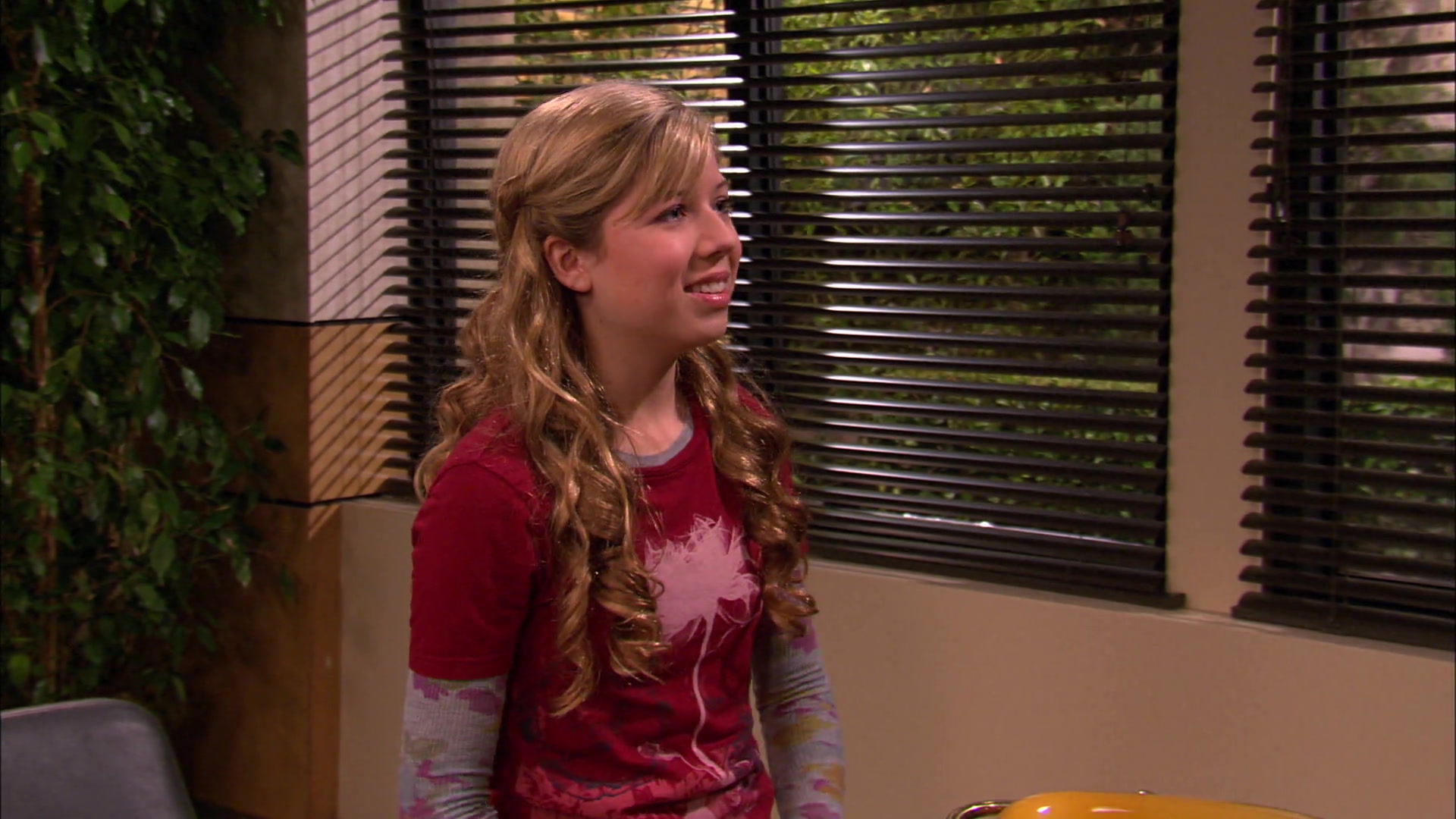 Watch iCarly Online | Stream Seasons 1-6 Now | Stan