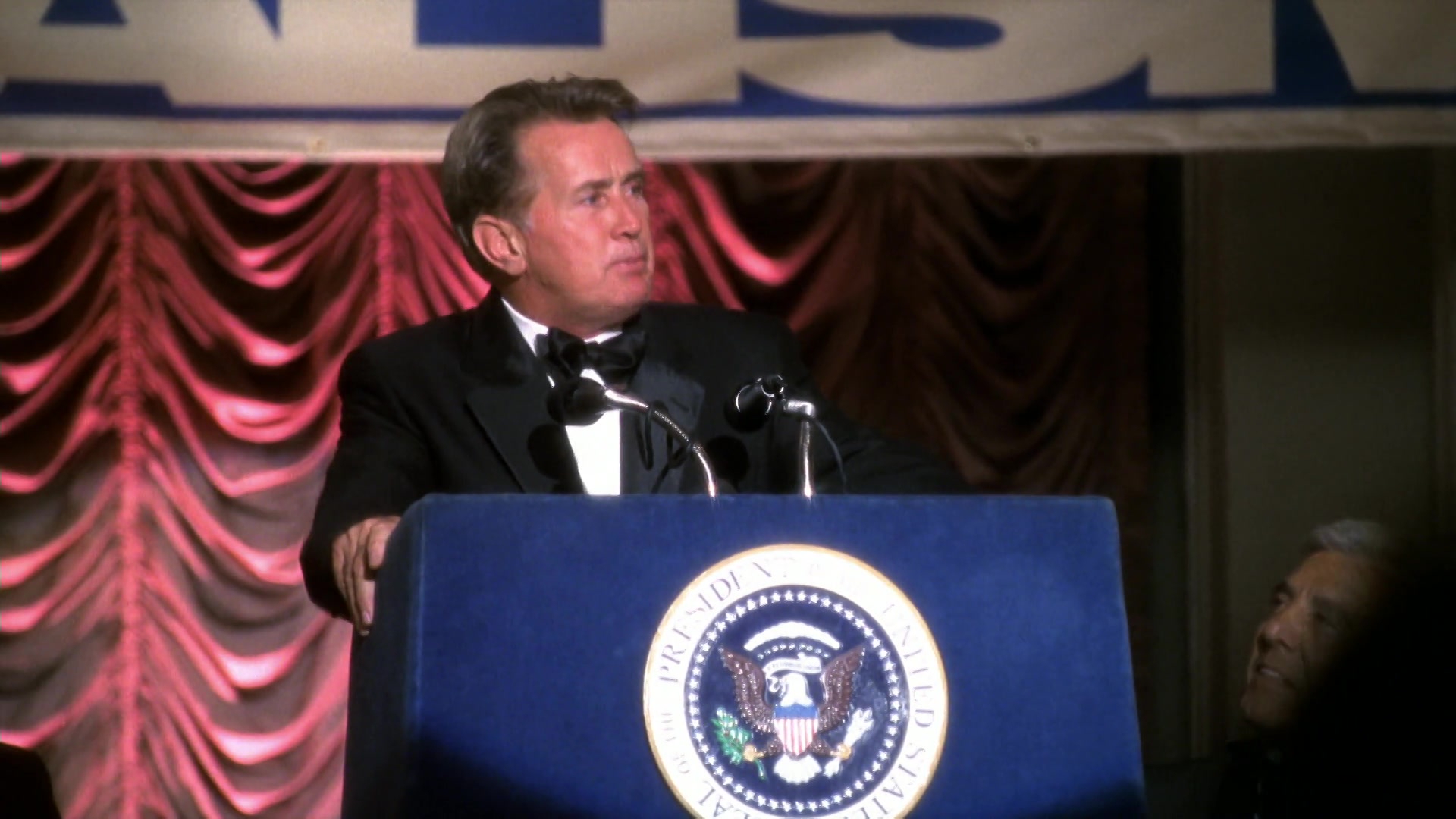 Watch The West Wing Online Stream Seasons 17 Now Stan