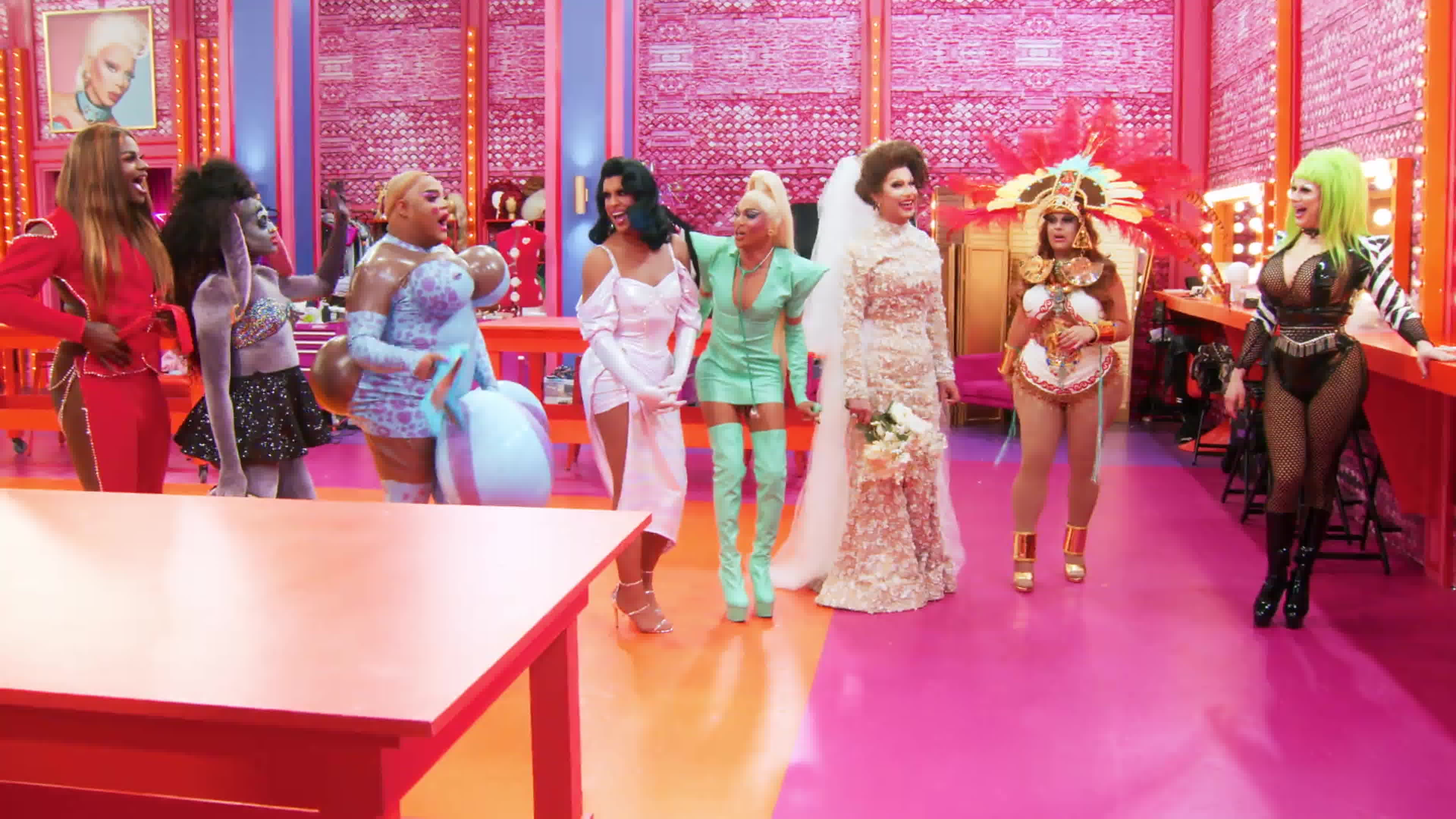 Watch Rupaul's Drag Race: All Stars Season 8 Online 