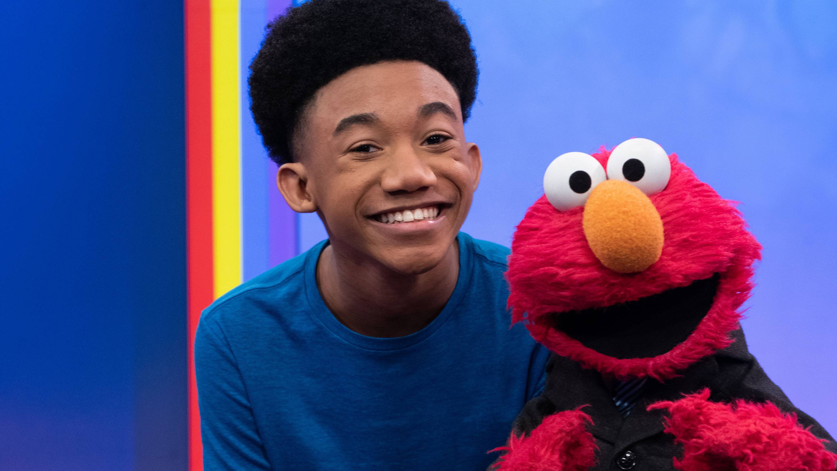 Watch The Not-Too-Late Show with Elmo Online | Stream Season 2 Now | Stan