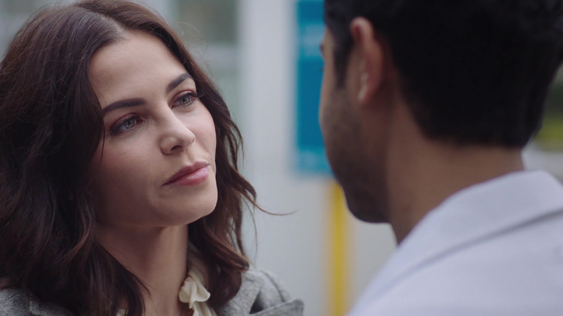 Watch The Resident Season 2 Online | Stream TV Shows | Stan