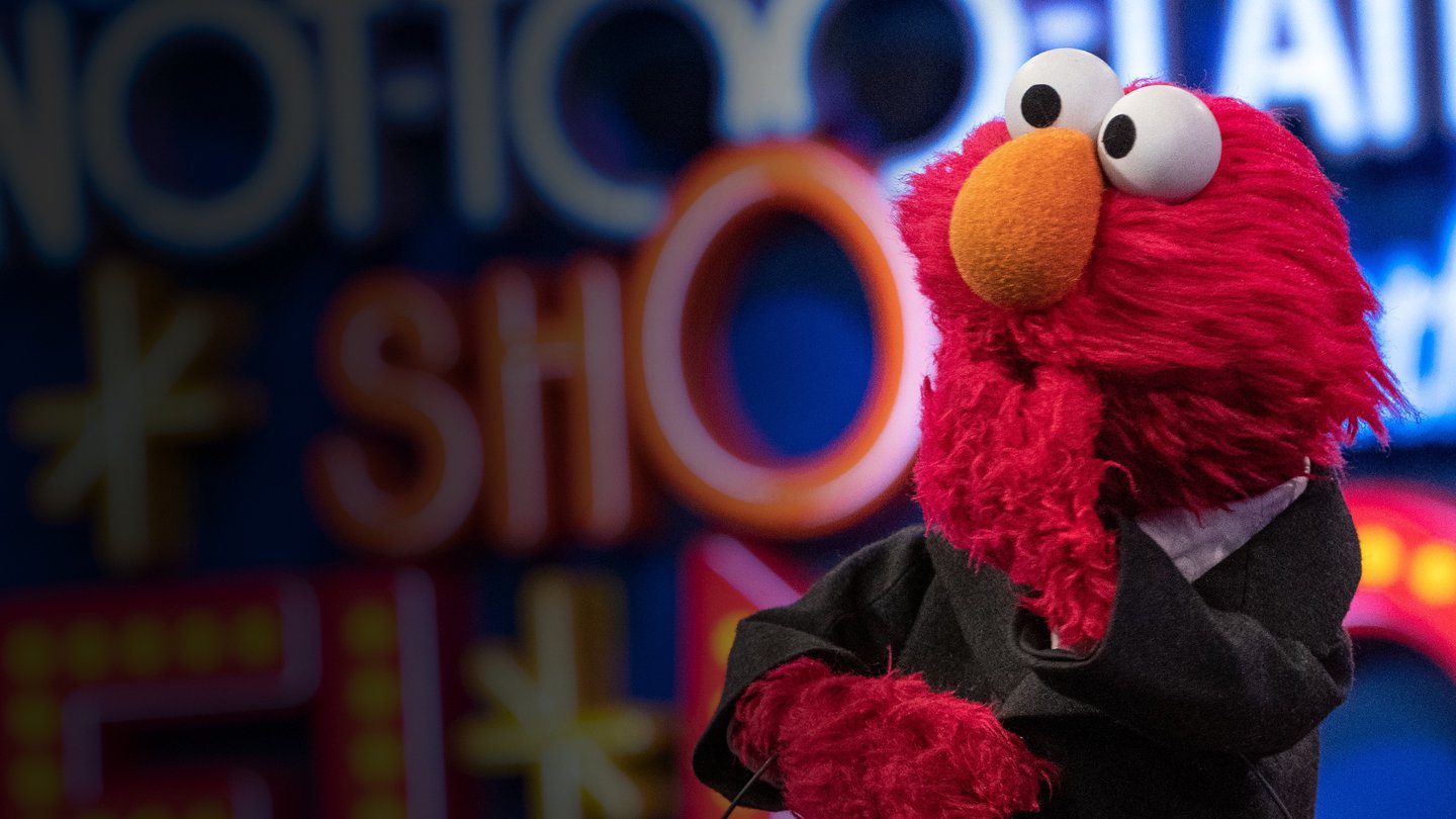 The Not-Too-Late Show with Elmo