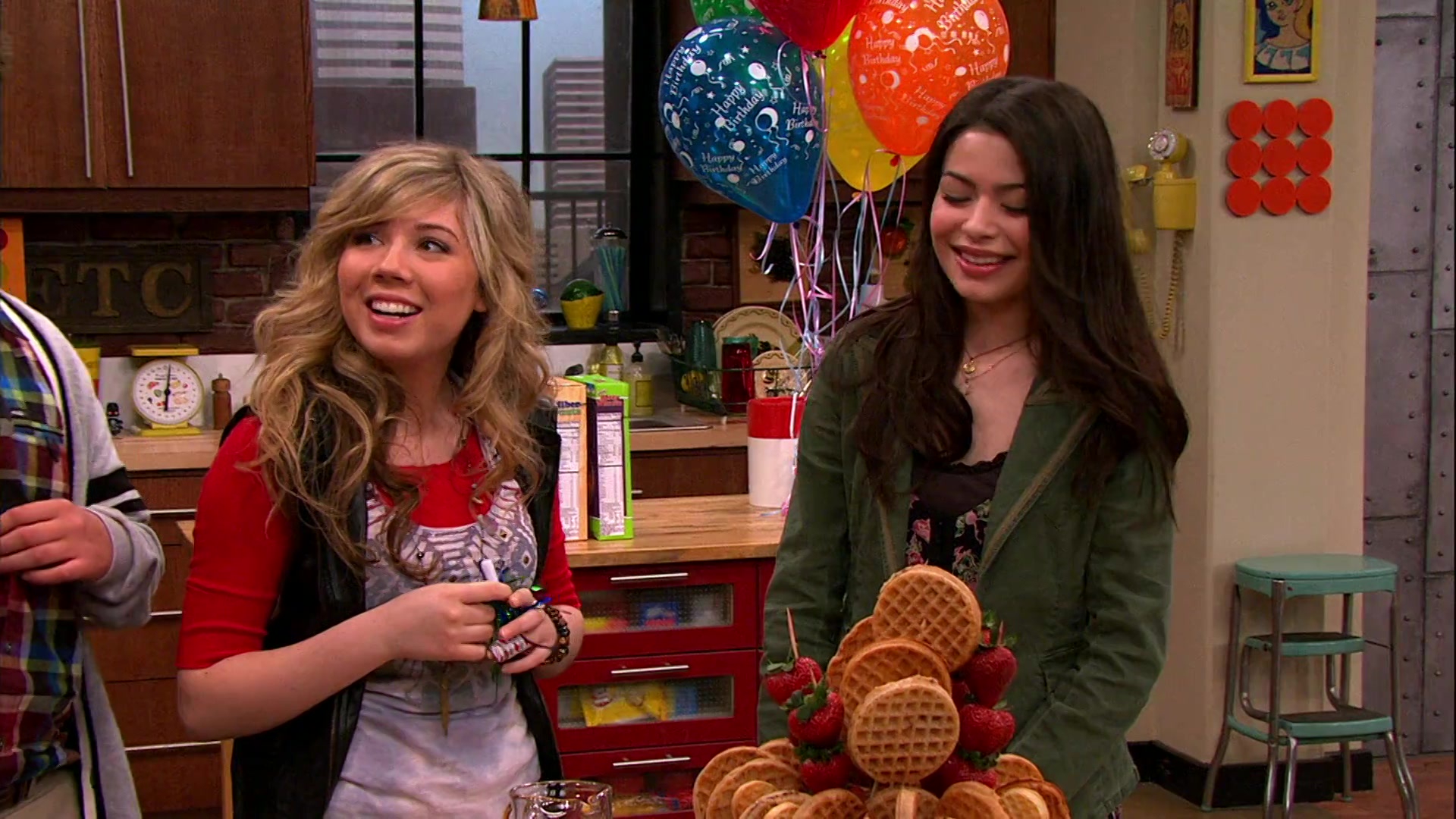 Watch iCarly Season 4 Online | Stream TV Shows | Stan